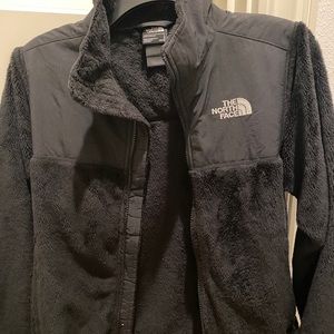 Black north face fur jacket